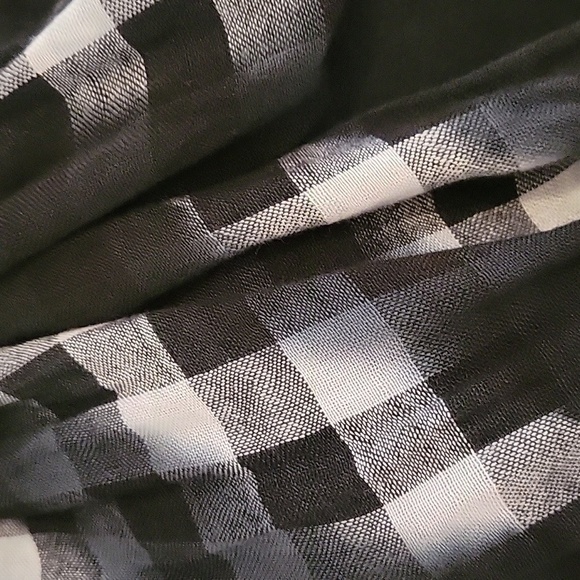 3/$30 VTG MUDD Monochrome Check Ombre Infinity Cowl Scarf - Picture 4 of 7